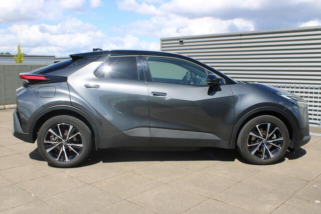 Toyota C-HR 2.0 Plug-in Hybrid 220 Dynamic