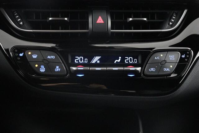 Toyota C-HR 1.8 Hybrid Style | Camera | Stoel / Stuurverwarming | Lederen bekleding | Navigatie |