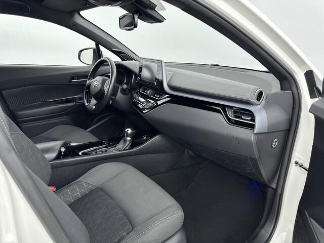 Toyota C-HR 1.8 Hybrid First Edition | NL-Auto | Stoelverwarming | Navigatie |