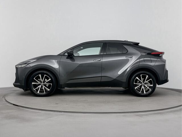 Toyota C-HR 1.8 Hybrid 140 Dynamic | Groot Multimedia Scherm | Stuur-Stoelverwarming | PDC |