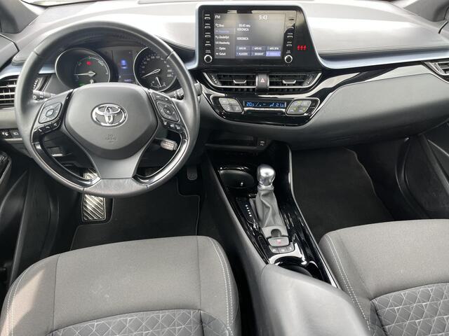 Toyota C-HR 1.8 Hybrid Dynamic | Carplay | Dode hoek waarschuwing | Parkeersensoren | 18 inch LM-velgen |