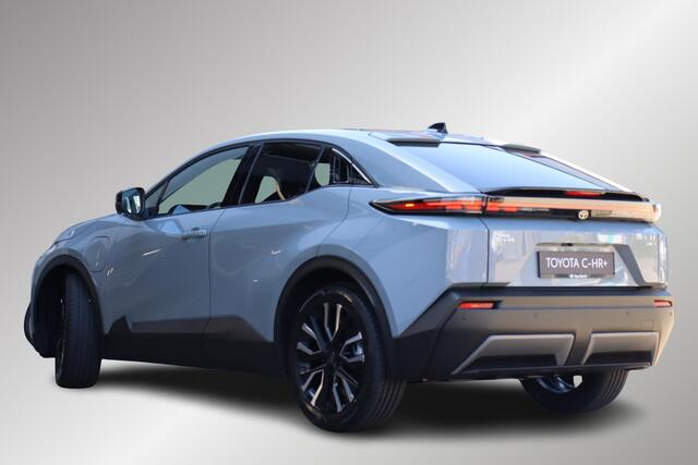 Toyota C-HR First Edition 77 kWh, Inruilpremie ¤3.000,- BSM, Apple Carplay/Android Auto, Stoel & Stuur verwarming!