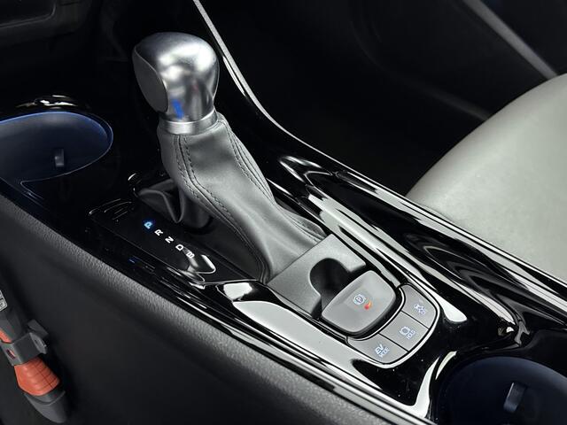 Toyota C-HR 1.8 Hybrid Executive | Trekhaak | Lichtmetalen Velgen | NL-Auto | Stoelverwarming |