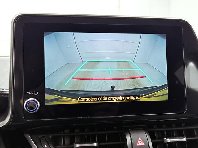 Toyota C-HR 2.0 Hybrid Dynamic | 1e Eigenaar | Dealer Onderhouden | Trekhaak | 184 PK | dodehoek detectie | Parkeersensoren V+A |