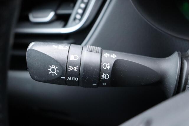 Toyota C-HR 1.8 Hybrid Style, Limited, NAVI, BSM