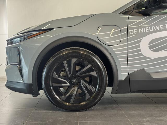 Toyota C-HR First Edition 77 kWh | 607km WTLP | Wamtepomp | 3-Fase |