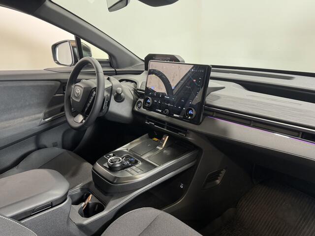 Toyota C-HR First Edition 77 kWh | 607km WTLP | Wamtepomp | 3-Fase |