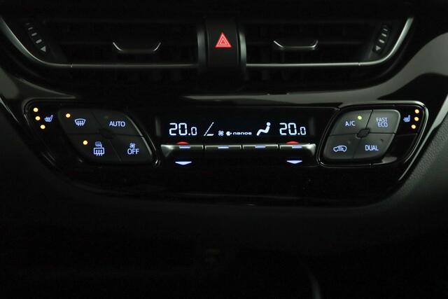 Toyota C-HR 2.0 Hybrid GR-Sport | Adaptive Cruise Control | Achteruitrijcamera | Apple Carplay | Android Auto | Stoelverwarming | Stuurverwarming | Trekhaak |