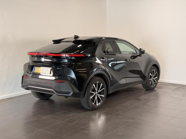 Toyota C-HR 1.8 Hybrid 140 Dynamic | Apple Carplay | Toyota Safety Sense | Achteruitrijcamera |