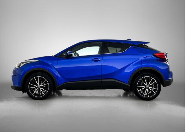 Toyota C-HR 1.2 Dynamic | Dealer onderhouden | Stoelverwarming | Navigatie | Cruise control Adaptive | Climate control | Camera | Bluetooth Onderweg-Naar-Dealer