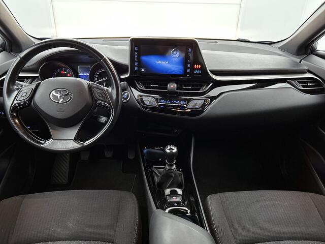 Toyota C-HR 1.2 Dynamic | Dealer onderhouden | Stoelverwarming | Navigatie | Cruise control Adaptive | Climate control | Camera | Bluetooth Onderweg-Naar-Dealer