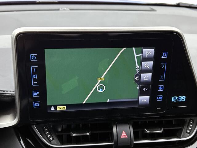 Toyota C-HR 1.2 Dynamic | Dealer onderhouden | Stoelverwarming | Navigatie | Cruise control Adaptive | Climate control | Camera | Bluetooth Onderweg-Naar-Dealer