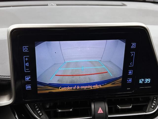 Toyota C-HR 1.2 Dynamic | Dealer onderhouden | Stoelverwarming | Navigatie | Cruise control Adaptive | Climate control | Camera | Bluetooth Onderweg-Naar-Dealer