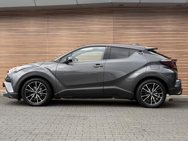 Toyota C-HR 1.8 Hybrid Dynamic Camera / Trekhaak / Leer / Navi / Clima / Stoelverwarming