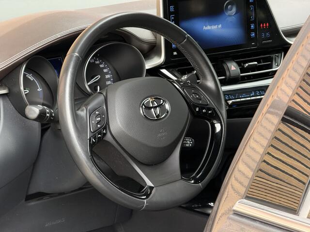 Toyota C-HR 1.8 Hybrid Dynamic Camera / Trekhaak / Leer / Navi / Clima / Stoelverwarming