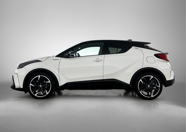 Toyota C-HR 1.8 Hybrid GR-Sport | BTW Voertuig | Dodehoekdetectie | LED verlichting Adaptive | Stoelverwarming | Sensoren V+A met Assistent | Apple CarPlay/Android Auto | Cruise Control Adaptive | Onderweg-naar-dealer