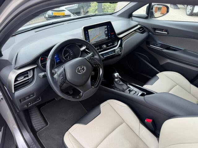 Toyota C-HR 1.8 Hybrid Bi-Tone Edition | Lederen bekleding | Stoelverwarming