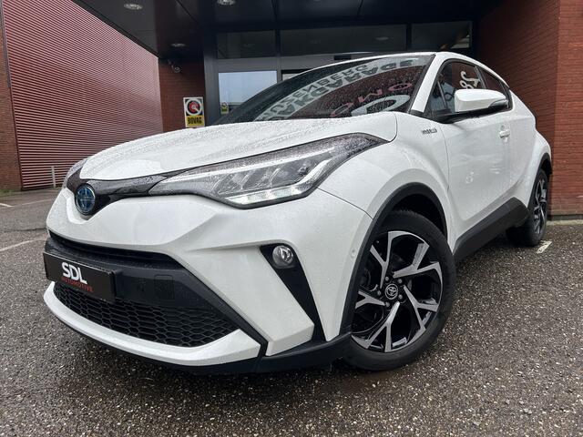 Toyota C-HR 1.8 Hybrid Dynamic 53000KM!! Dealer Auto!! // FULL LED // APPLE CARPLAY / ANDROID AUTO // ADAPTIVE CRUISE // CAMERA // PDC V+A // KEYLESS
