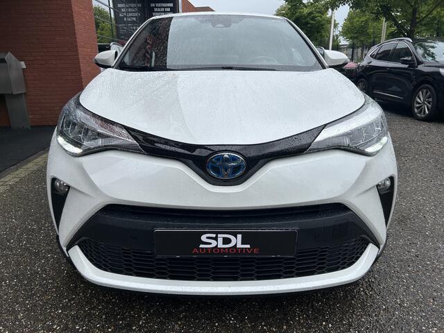 Toyota C-HR 1.8 Hybrid Dynamic 53000KM!! Dealer Auto!! // FULL LED // APPLE CARPLAY / ANDROID AUTO // ADAPTIVE CRUISE // CAMERA // PDC V+A // KEYLESS