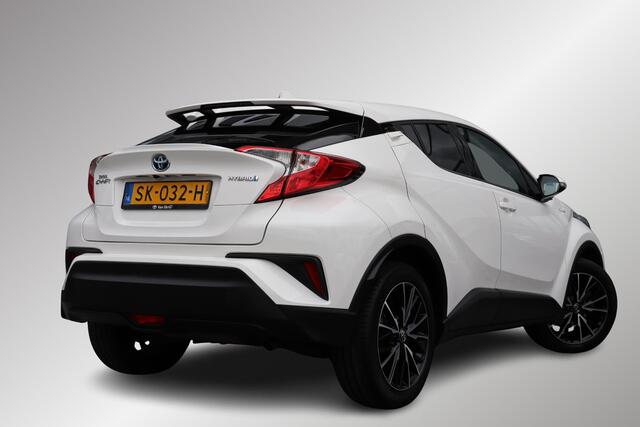 Toyota C-HR 1.8 Hybrid Dynamic, LM velgen, Parkeercamera, Navi , Adaptieve cruise control, Lane assist.