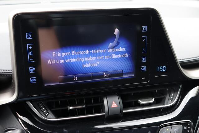 Toyota C-HR 1.8 Hybrid Dynamic, LM velgen, Parkeercamera, Navi , Adaptieve cruise control, Lane assist.