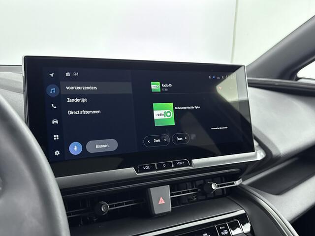 Toyota C-HR 1.8 Hybrid 140 First Edition | 360 camera | Dodehoek detectie | LED voor Adaptief | Elektrische achterklep | Parkeersensoren voor+achter en Assistent | Cruise control adaptive | Apple CarPlay/Android Auto | Navigatie | Onderweg-naar-dealer