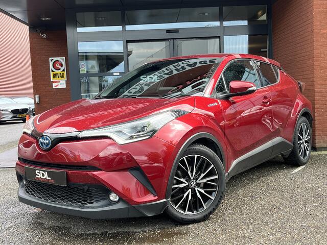Toyota C-HR 1.8 Hybrid Executive // LED KOPLAMPEN // NAVI // CAMERA // ADAPTIVE CRUISE // STOELVERWARMING // CLIMA //