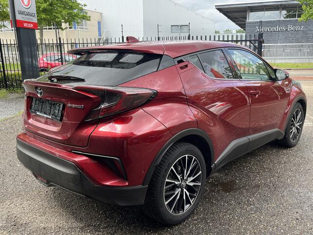 Toyota C-HR 1.8 Hybrid Executive // LED KOPLAMPEN // NAVI // CAMERA // ADAPTIVE CRUISE // STOELVERWARMING // CLIMA //