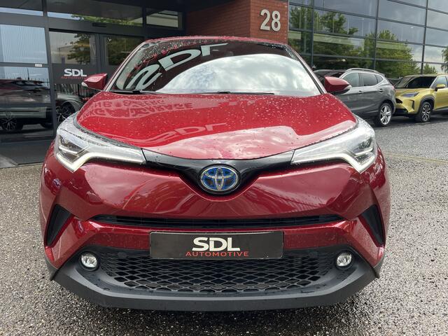 Toyota C-HR 1.8 Hybrid Executive // LED KOPLAMPEN // NAVI // CAMERA // ADAPTIVE CRUISE // STOELVERWARMING // CLIMA //