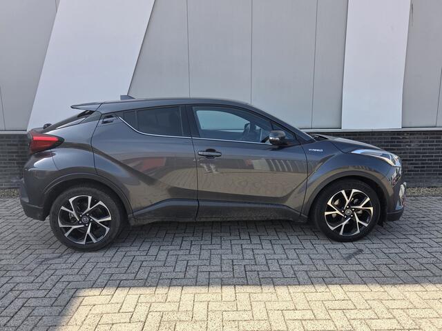 Toyota C-HR 1.8 Hybrid Dynamic Trekhaak Ad. Cruisecontrol Dealer onderhouden