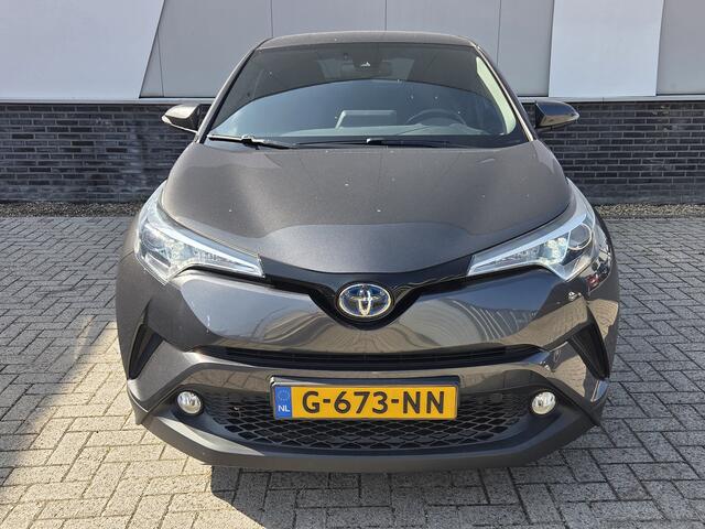 Toyota C-HR 1.8 Hybrid Dynamic Trekhaak Ad. Cruisecontrol Dealer onderhouden
