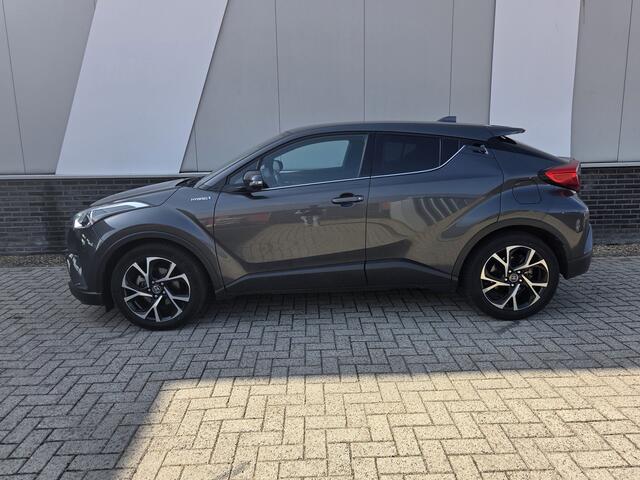 Toyota C-HR 1.8 Hybrid Dynamic Trekhaak Ad. Cruisecontrol Dealer onderhouden