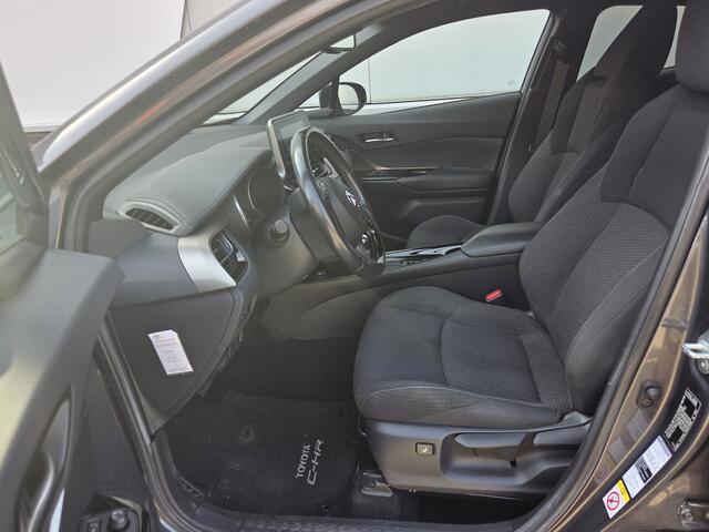 Toyota C-HR 1.8 Hybrid Dynamic Trekhaak Ad. Cruisecontrol Dealer onderhouden