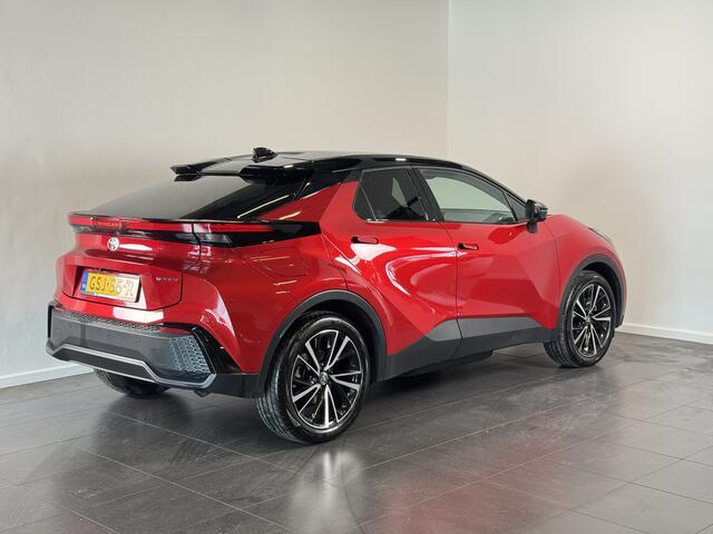 Toyota C-HR 2.0 Plug-in Hybrid 220 Executive | Next Generation Pack | Panoramadak | Head-up display | elektrisch bedienbare stoel | PE gereserveerd tm 20/5