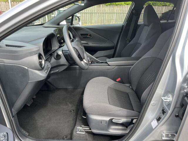 Toyota C-HR 1.8 Hybrid 140 Dynamic | Navigatie | Apple CarPlay/Android auto | Achteruitrijcamera