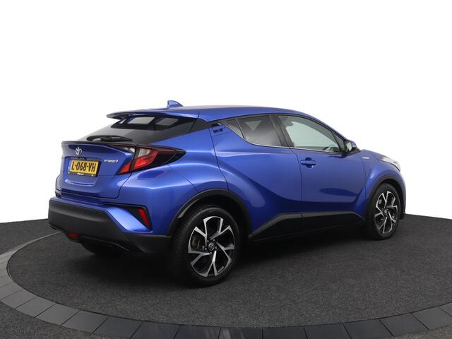 Toyota C-HR 1.8 Hybrid | Full Leder | Paekeer sensoren V+A | Apple carplay | Andriod auto | Stoel + stuur verwarming | Blind spot |