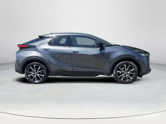 Toyota C-HR 2.0 Plug-in Hybrid 220 Dynamic | Stoel en stuurverwarming | Navigatie | Apple CarPlay/Android auto