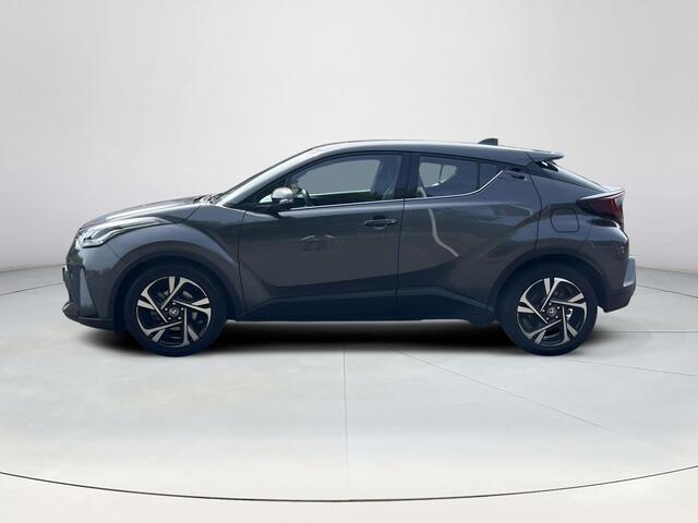Toyota C-HR 1.8 Hybrid Dynamic | Apple CarPlay/Android auto | Camera | Parkeersensoren | Navigatie