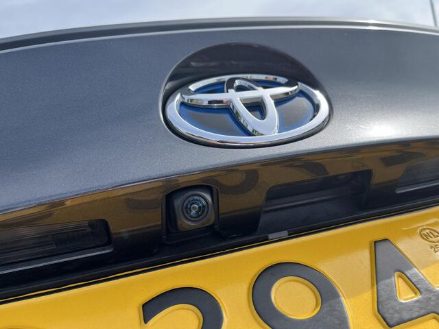 Toyota C-HR 1.8 Hybrid Dynamic | Apple CarPlay/Android auto | Camera | Parkeersensoren | Navigatie