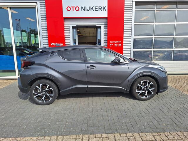 Toyota C-HR 1.8 Hybrid Style Bi-Tone