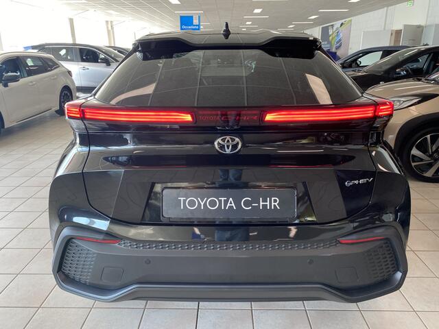 Toyota C-HR 2.0 Plug-in Hybrid 220 Dynamic Edition |12,3" Multi media