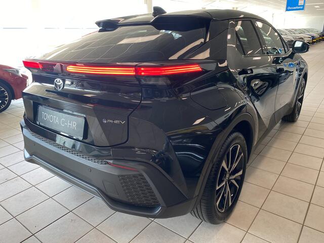Toyota C-HR 2.0 Plug-in Hybrid 220 Dynamic Edition |12,3" Multi media