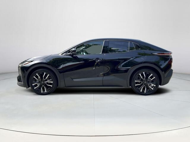 Toyota C-HR First Edition 77 kWh * ¤ 3.000,- extra inruilwaarde *