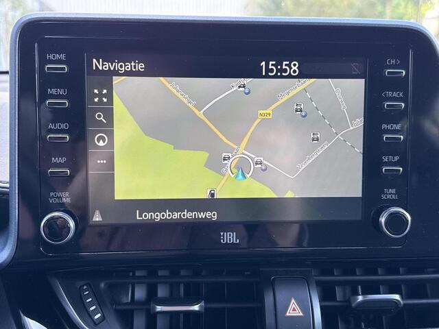 Toyota C-HR 1.8 Hybrid First Edition **TWEEDE PINKSTERDAG OPEN/ JBL AUDIO/ STUURVERWARMING/ DODEHOEK DETECTIE**