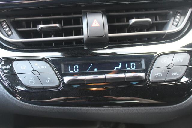 Toyota C-HR 1.8 Hybrid Business Intro Stoelverwarming, stuurverwarming.