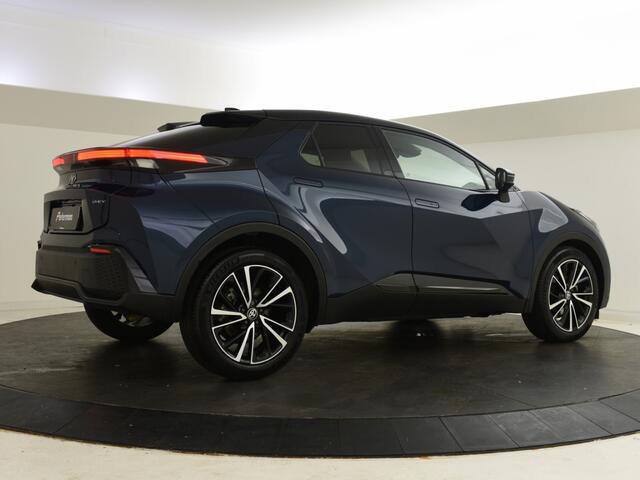 Toyota C-HR 1.8 Hybrid Executive | Stuur/stoelverw. | JBL | Elek. v. stoel |