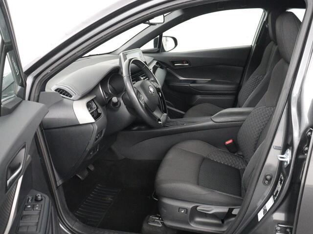 Toyota C-HR 2.0 Hybrid Dynamic | Stoelverwarming | Adaptive cruise | Camera | Carplay | Navigatie | Climate control | Bluetooth