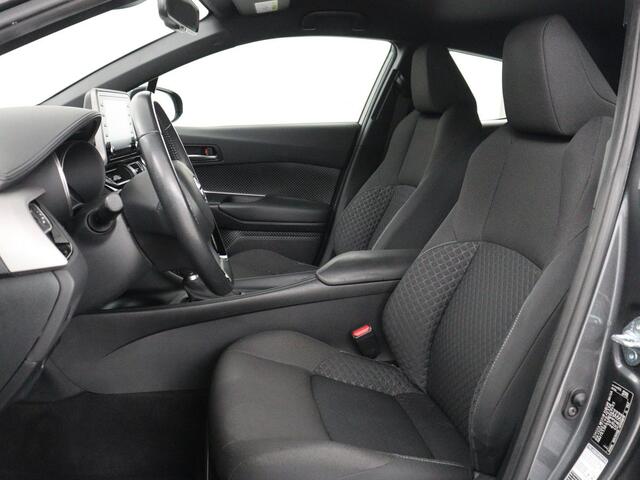 Toyota C-HR 2.0 Hybrid Dynamic | Stoelverwarming | Adaptive cruise | Camera | Carplay | Navigatie | Climate control | Bluetooth
