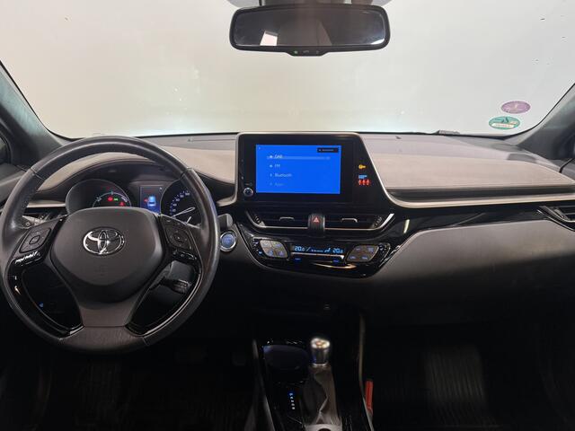 Toyota C-HR 1.8 Hybrid Executive | Trekhaak | Stoel/Stuurverwarming | BSM |