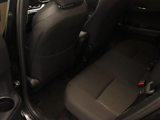 Toyota C-HR 1.8 Hybrid Style - NAVIGATIE - PARKEERASSISTENT - STOELVERWARMING - STUURVERWARMING - PARKEERSENSOREN VOOR/ ACHTER - KEYLESS ENTRY/ START - DODEHOEK DETECTIE - 18 INCH LICHT METALEN VELGEN - CAMERA